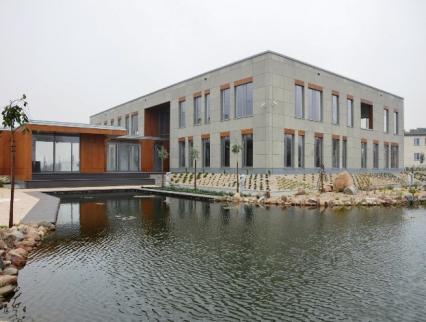 Zdjęcie główne #25 - BANKI, BIURA I BUDYNKI UŻYTECZNOŚCI PUBLICZNEJ